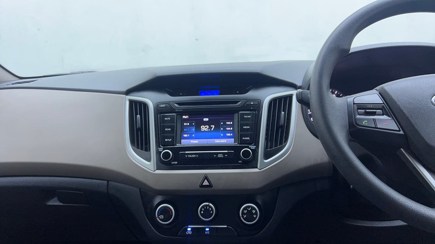 Used 2017 Hyundai Creta 1.6 E Plus Petrol Petrol Manual interior MUSIC SYSTEM & AC CONTROL VIEW