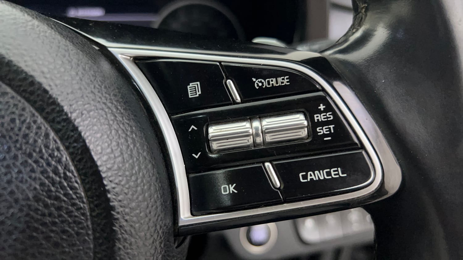 Used 2022 Kia Seltos X Line 1.4 DCT Petrol Automatic top_features Cruise control