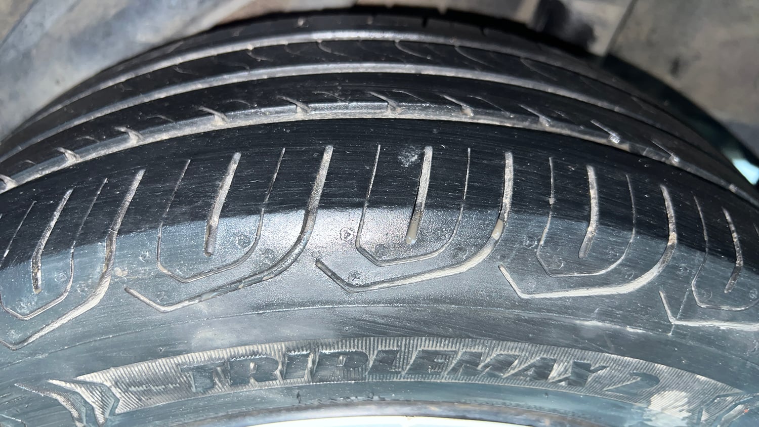 Used 2013 Honda Amaze 1.2 S i-VTEC Petrol Manual tyres LEFT REAR TYRE TREAD VIEW