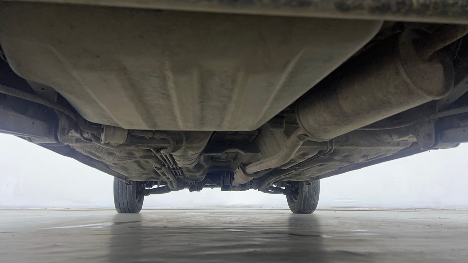 Used 2014 Maruti Suzuki Alto 800 Lxi CNG Cng Manual extra REAR UNDERBODY VIEW (TAKEN FROM REAR)