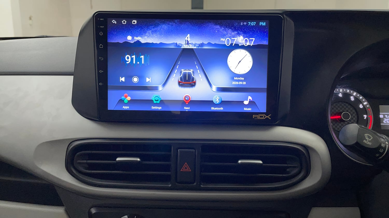 Used 2021 Hyundai Grand i10 Nios Magna 1.2 Kappa VTVT Petrol Manual top_features Integrated (in-dash) music system