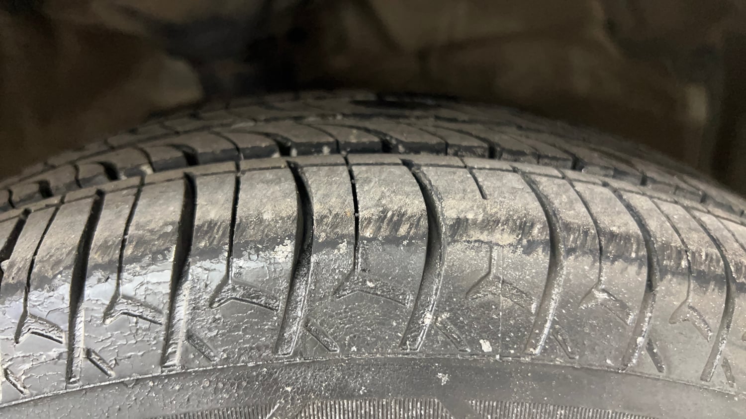 Used 2018 Maruti Suzuki Celerio ZXi AMT Petrol Automatic tyres RIGHT FRONT TYRE TREAD VIEW
