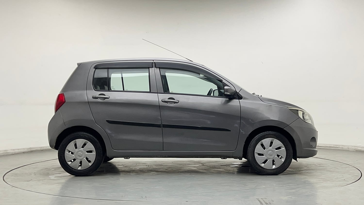Used 2016 Maruti Suzuki Celerio ZXi Petrol Manual exterior RIGHT SIDE VIEW