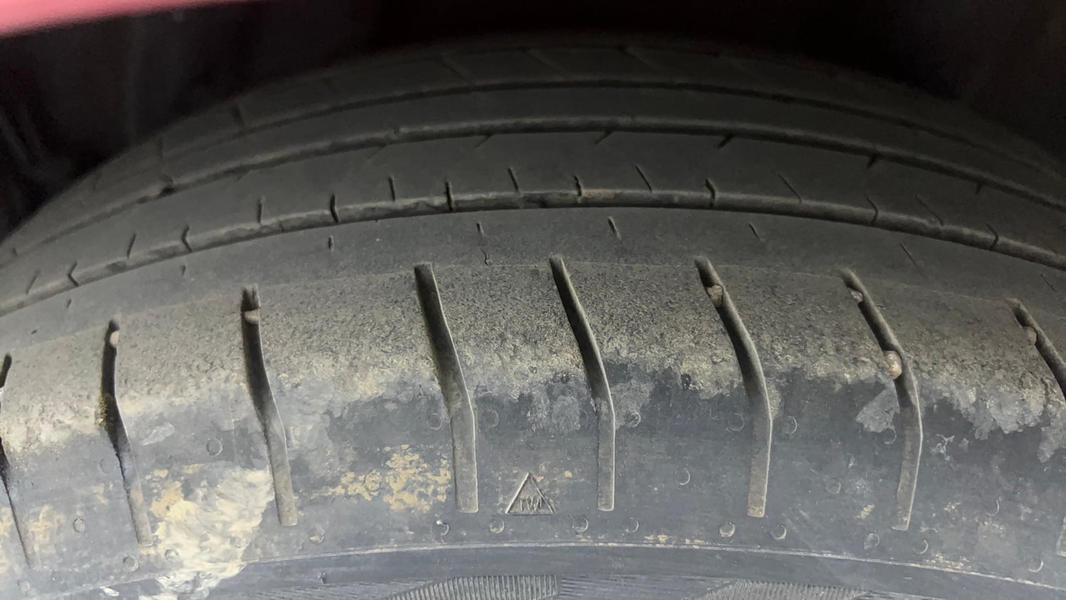 Used 2023 Hyundai Verna SX (O) 1.5 Turbo Petrol DCT Petrol Automatic tyres LEFT REAR TYRE TREAD VIEW