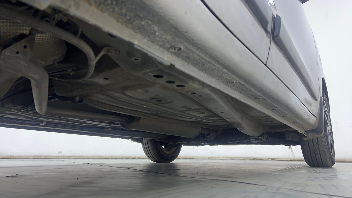 Used 2023 Maruti Suzuki Wagon R ZXI Plus 1.2 AGS Petrol Automatic extra REAR RIGHT UNDERBODY VIEW
