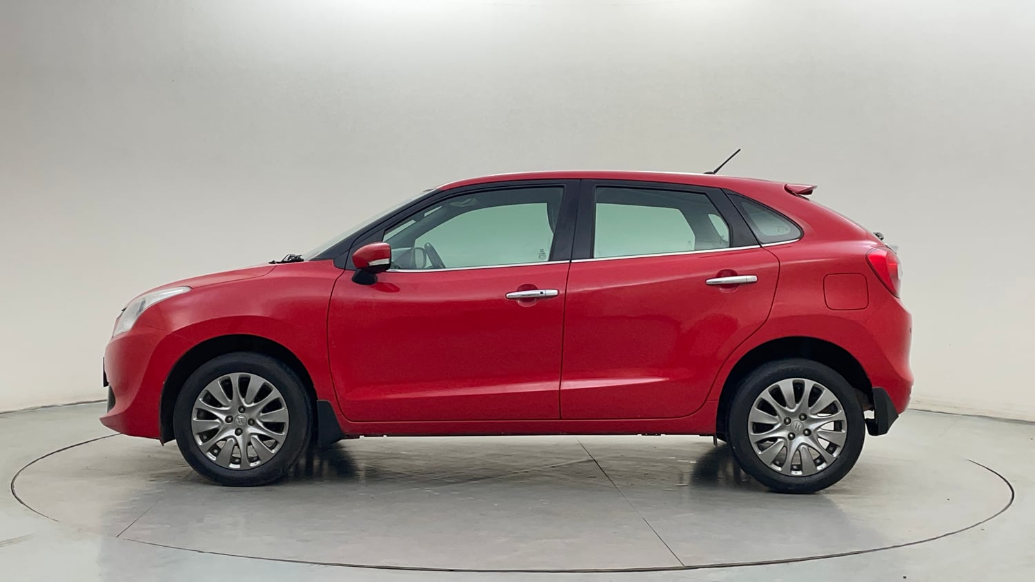 Used 2017 Maruti Suzuki Baleno Zeta 1.2 Petrol Manual exterior LEFT SIDE VIEW