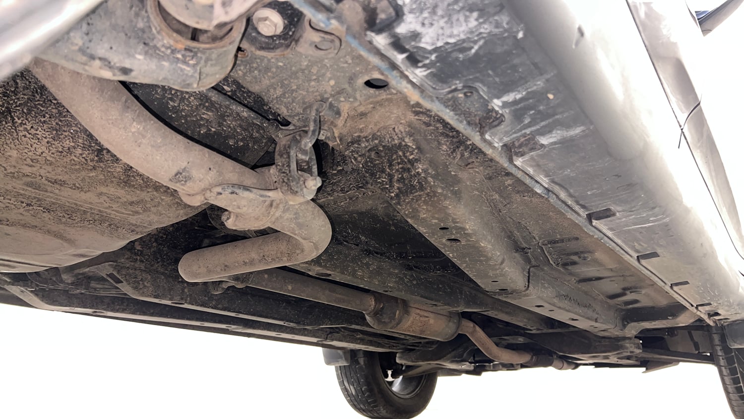 Used 2023 Tata Nexon XZ Plus LUXS Dual Tone Petrol Manual extra REAR RIGHT UNDERBODY VIEW