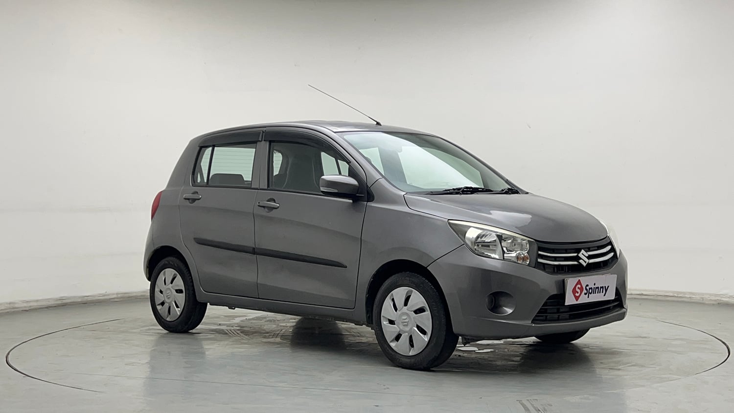 Used 2016 Maruti Suzuki Celerio ZXi Petrol Manual exterior RIGHT FRONT CORNER VIEW