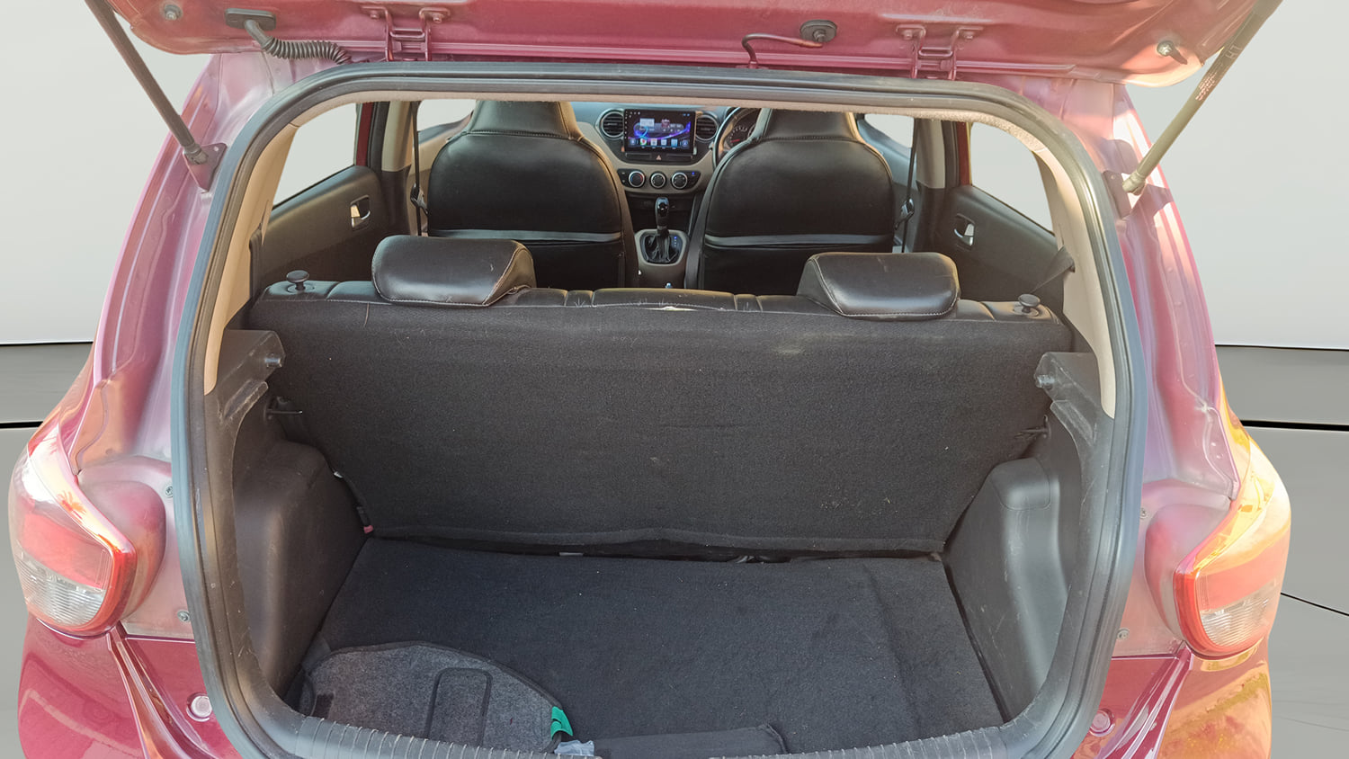 Used 2015 Hyundai Grand i10 Asta AT 1.2 Kappa VTVT Petrol Automatic interior DICKY INSIDE VIEW