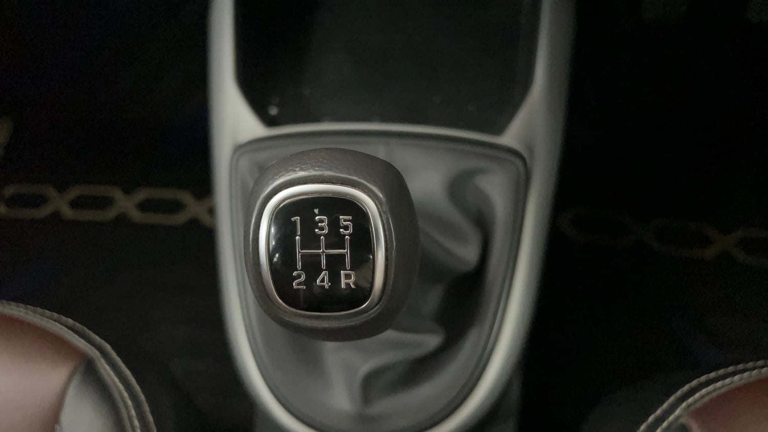Used 2022 Hyundai Grand i10 Nios Sportz 1.2 Kappa VTVT Petrol Manual interior GEAR  KNOB VIEW