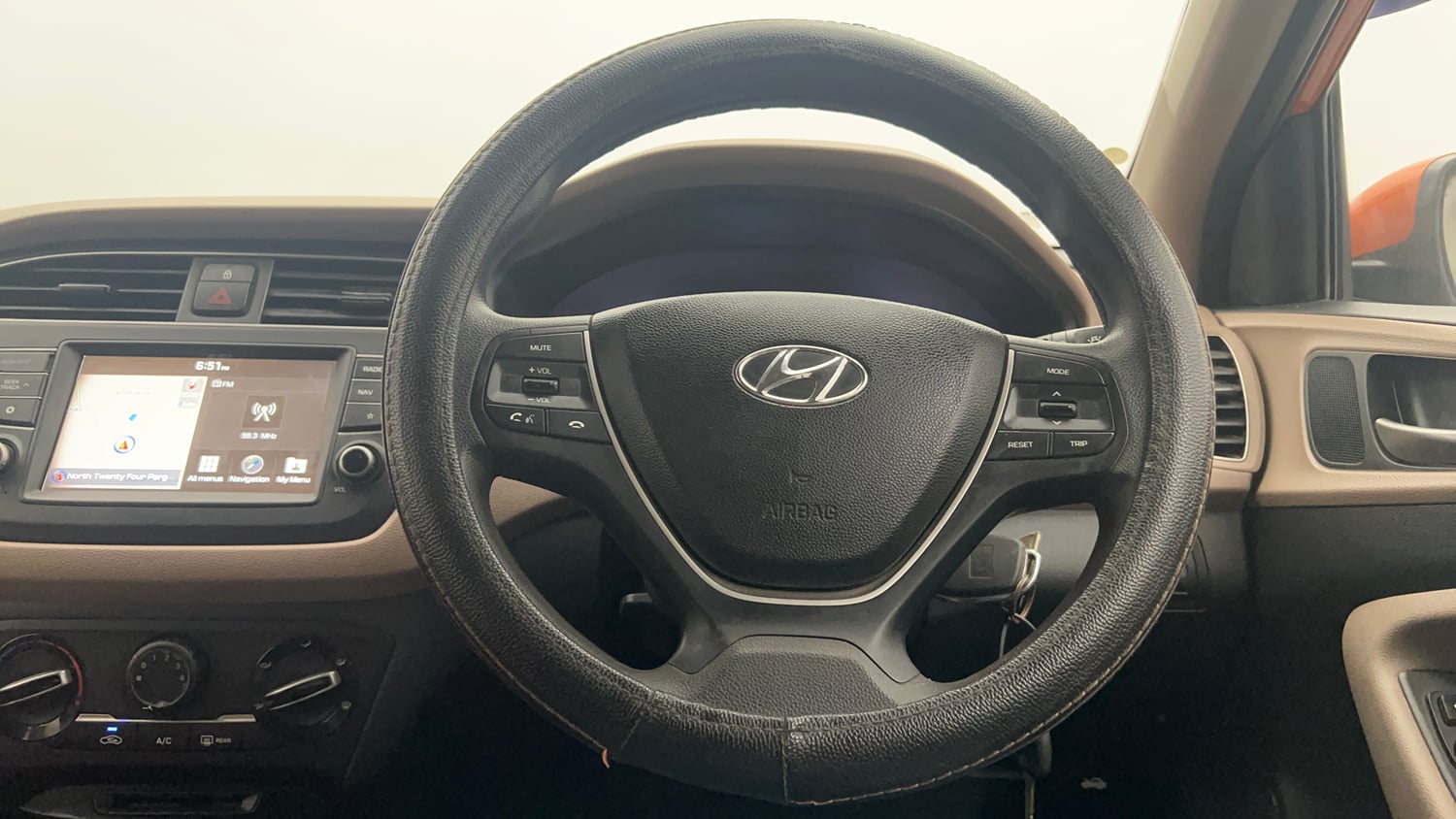 Used 2019 Hyundai Elite i20 Sportz Plus 1.2 Petrol Manual interior STEERING VIEW