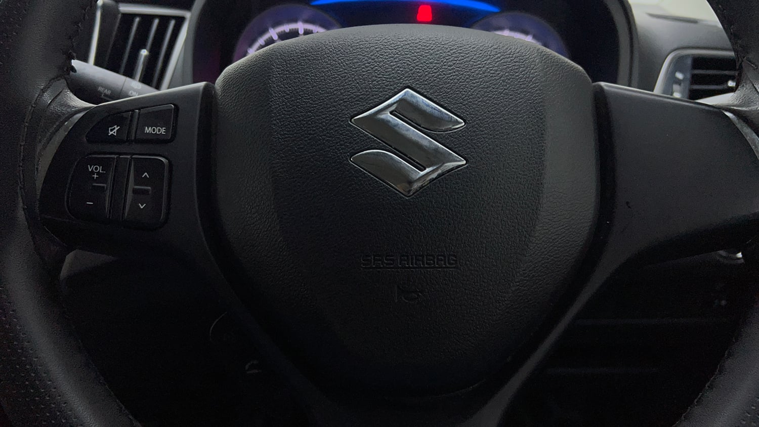 Used 2021 Maruti Suzuki Baleno Zeta Petrol Manual top_features Airbags