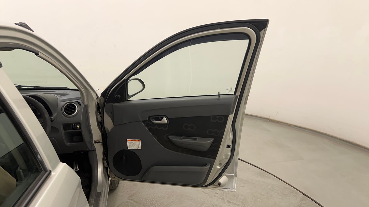 Used 2013 Maruti Suzuki Alto 800 Lxi CNG Cng Manual interior RIGHT FRONT DOOR OPEN VIEW