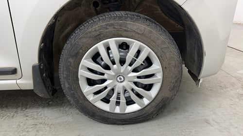 Used 2022 Maruti Suzuki Alto K10 VXi Petrol Manual tyres RIGHT FRONT TYRE RIM VIEW