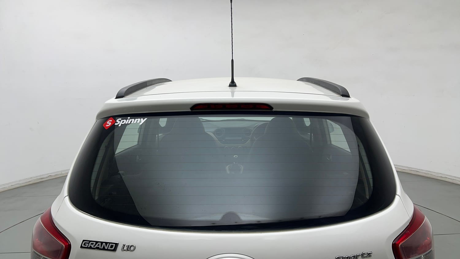 Used 2017 Hyundai Grand i10 Sportz (O) 1.2 Kappa VTVT Petrol Manual exterior BACK WINDSHIELD VIEW