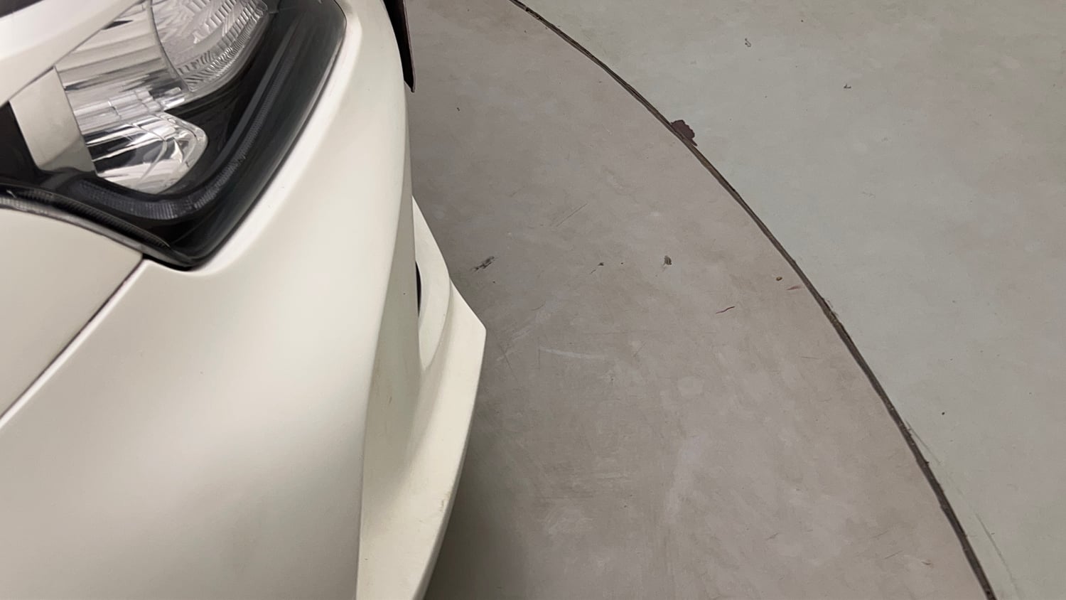 Used 2021 Toyota Glanza V CVT Petrol Automatic dents MINOR SCRATCH
