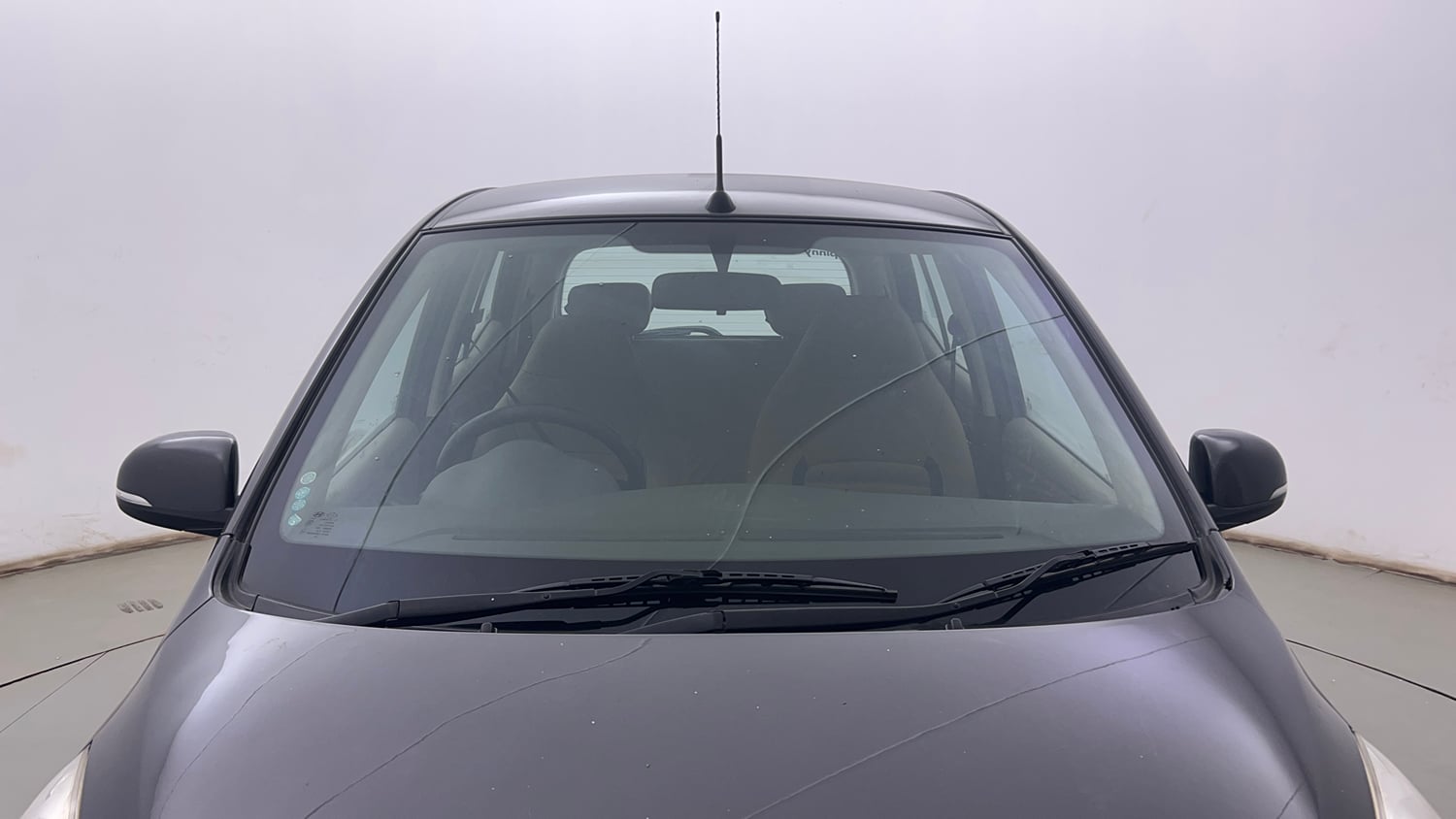 Used 2013 Hyundai i10 Sportz 1.2 Kappa2 Petrol Manual exterior FRONT WINDSHIELD VIEW