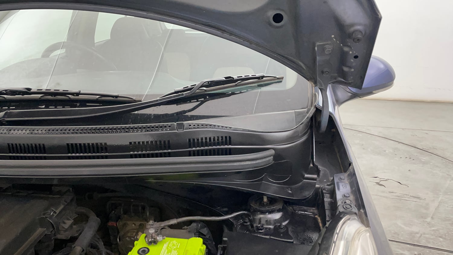 Used 2016 Hyundai Grand i10 Asta 1.2 Kappa VTVT Petrol Manual engine ENGINE LEFT SIDE HINGE & APRON VIEW