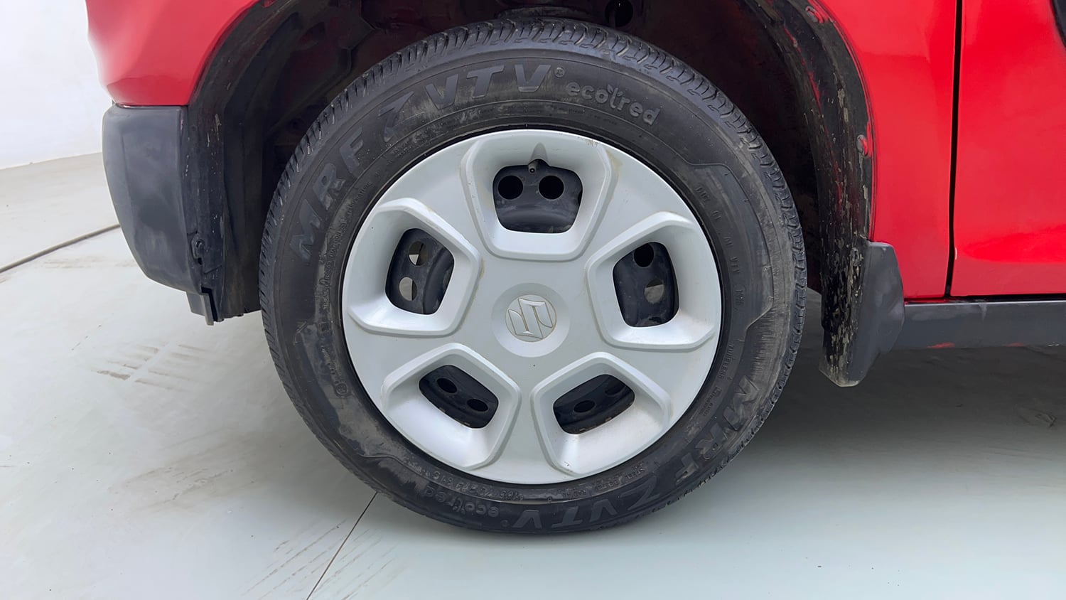 Used 2023 Maruti Suzuki S-Presso VXi S-CNG Cng Manual tyres LEFT FRONT TYRE RIM VIEW