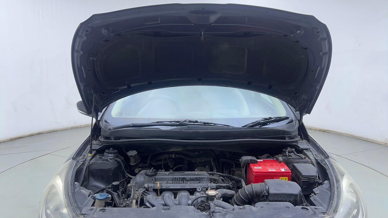 Used 2013 Hyundai Verna Fluidic 1.6 VTVT SX Petrol Manual engine ENGINE & BONNET OPEN FRONT VIEW
