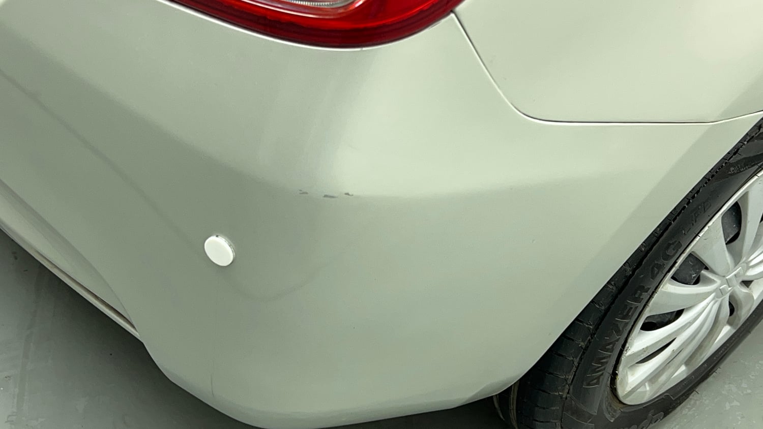Used 2017 Maruti Suzuki Dzire VXi Petrol Manual dents MINOR SCRATCH