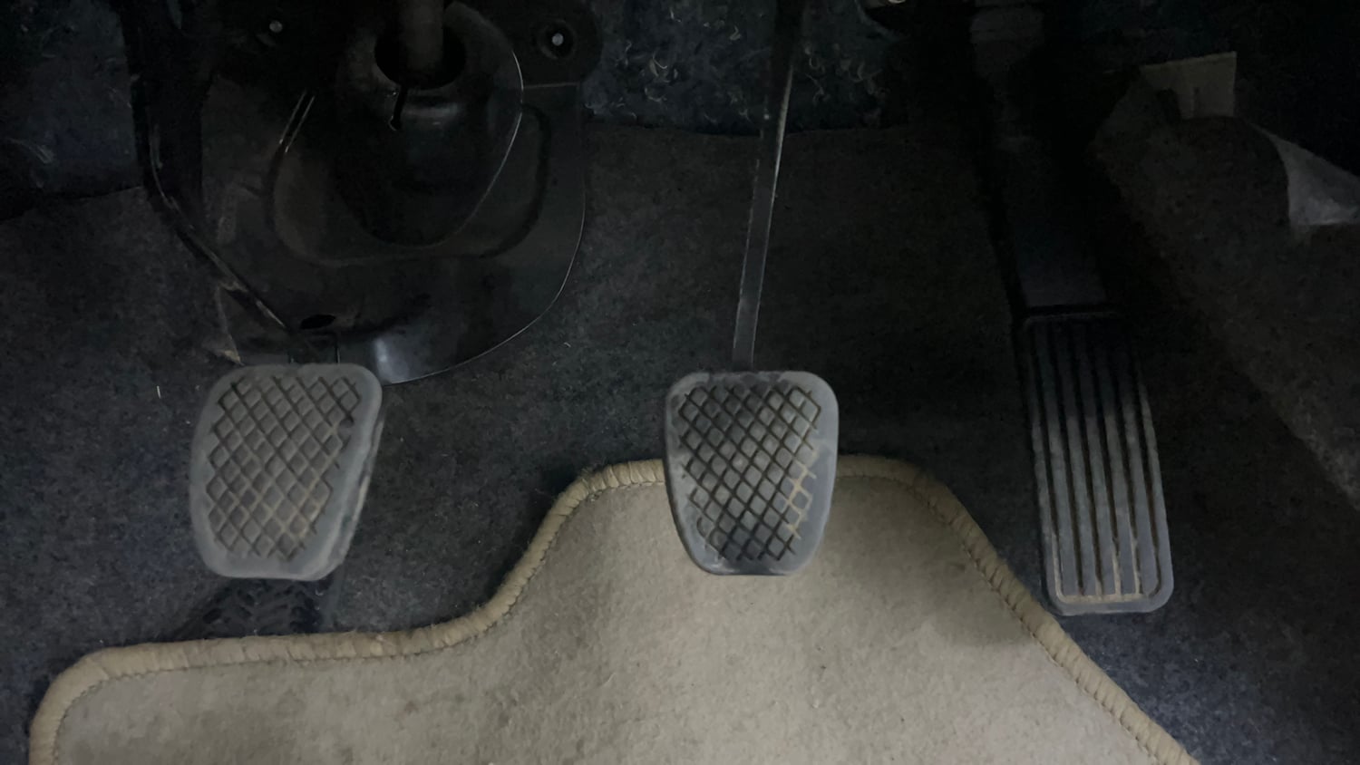 Used 2018 Honda Amaze 1.2 E MT Petrol Petrol Manual interior PEDALS VIEW