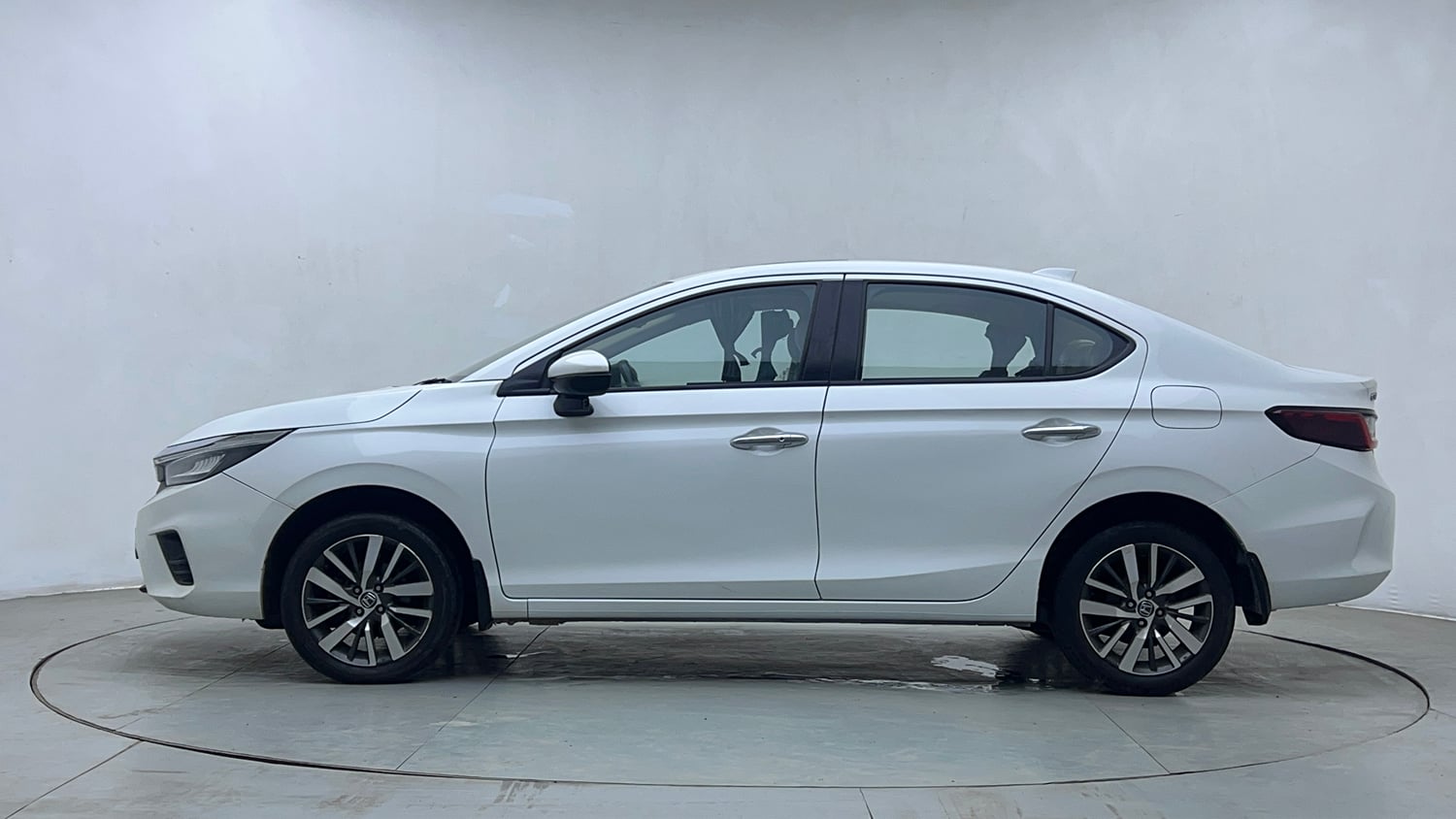 Used 2022 Honda City ZX Petrol Petrol Manual exterior LEFT SIDE VIEW