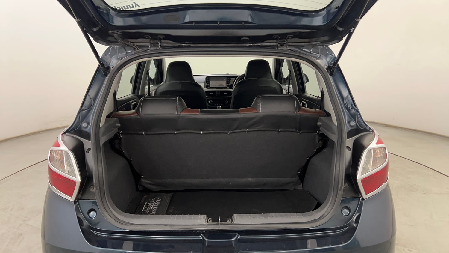 Used 2022 Hyundai Grand i10 Nios Sportz 1.2 Kappa VTVT Petrol Manual interior DICKY INSIDE VIEW