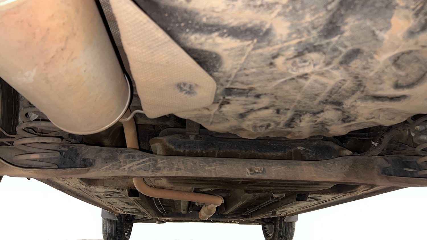 Used 2022 Renault Kiger RXZ Turbo MT Dual Tone Petrol Manual extra REAR UNDERBODY VIEW (TAKEN FROM REAR)