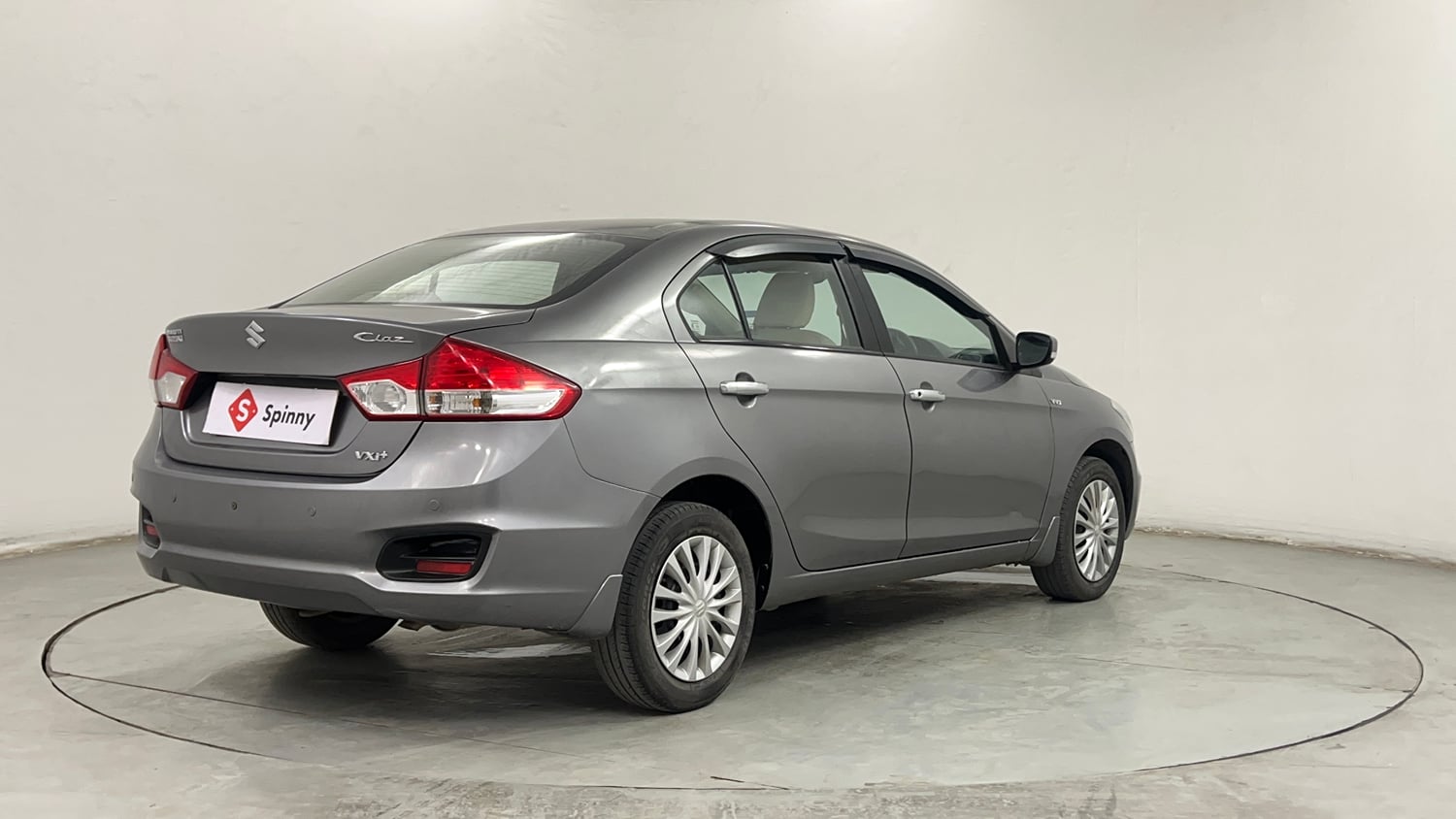 Used 2016 Maruti Suzuki Ciaz VXi+ Petrol Manual exterior RIGHT REAR CORNER VIEW