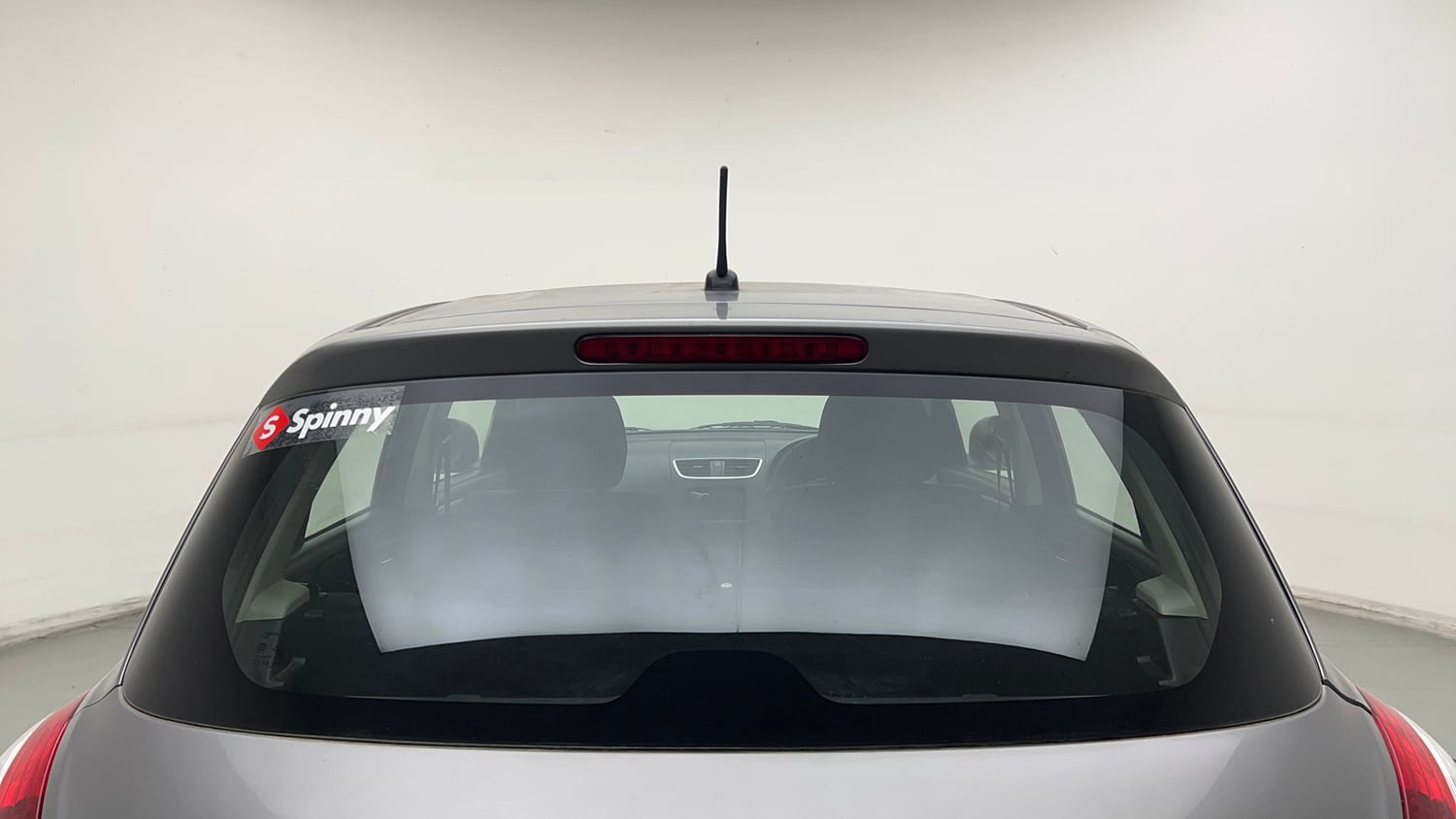 Used 2014 Maruti Suzuki Swift VXi Petrol Manual exterior BACK WINDSHIELD VIEW