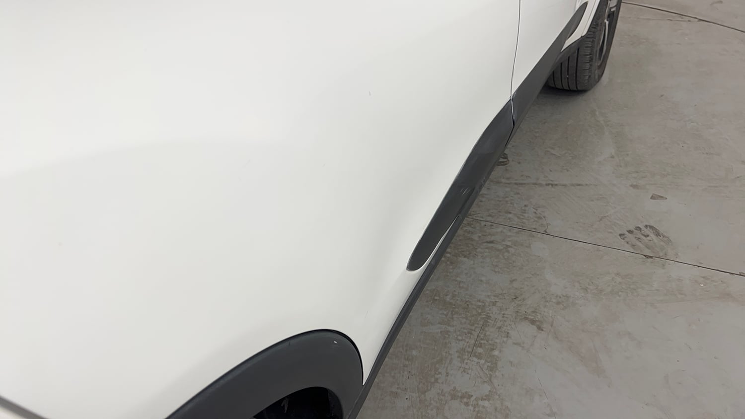 Used 2022 Tata Nexon EV XZ Plus Electric Automatic dents MINOR SCRATCH