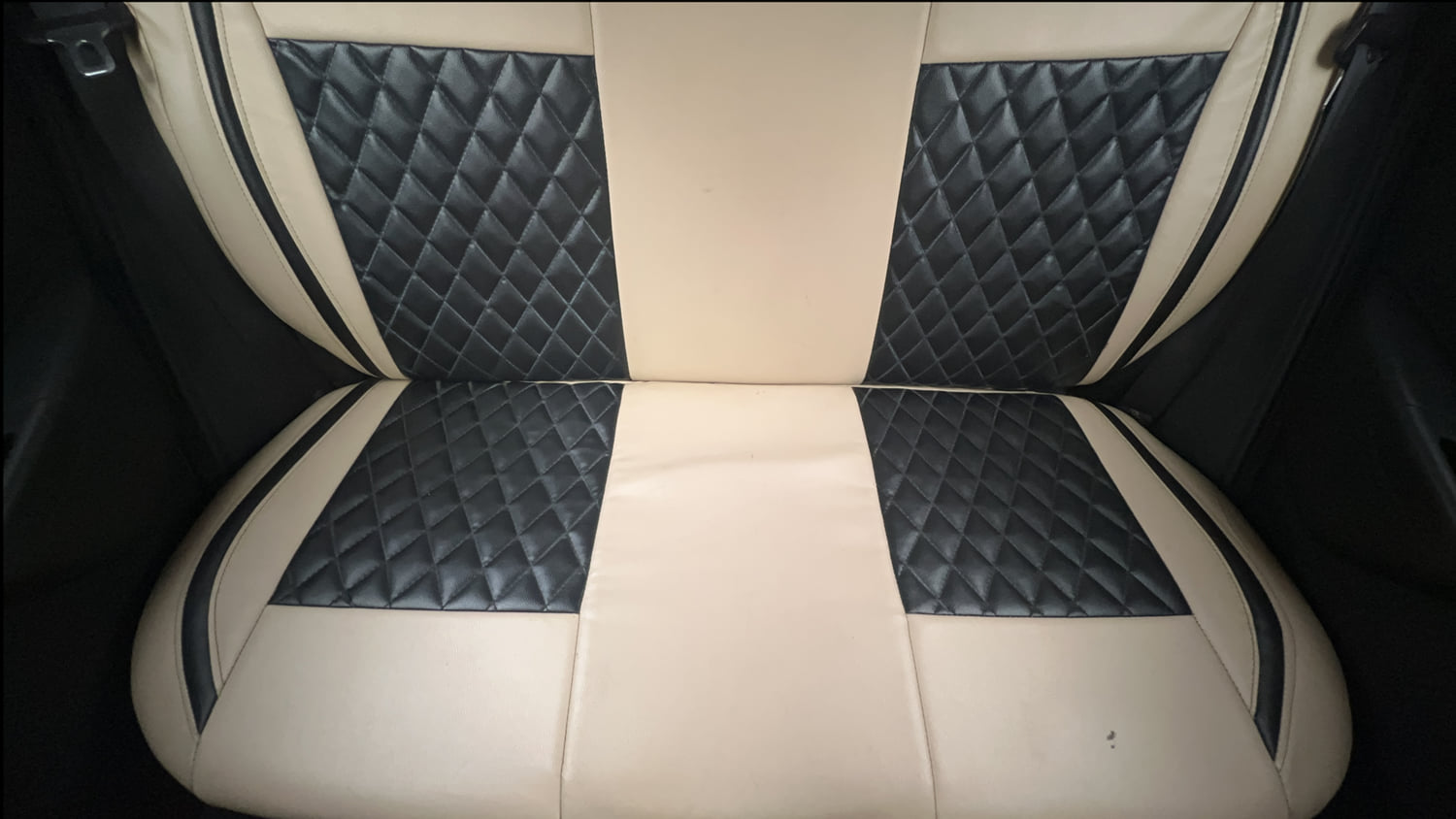 Used 2018 Renault Kwid RXT (O) 1.0 SCE Edition Petrol Manual interior REAR SEAT CONDITION VIEW