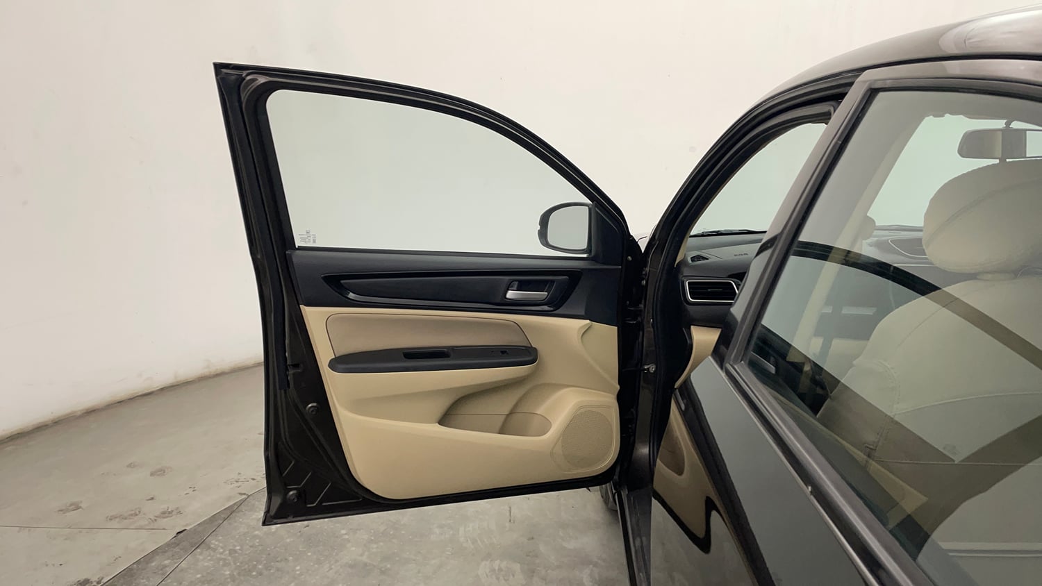 Used 2020 Honda Amaze 1.2 VX CVT Petrol Petrol Automatic interior LEFT FRONT DOOR OPEN VIEW