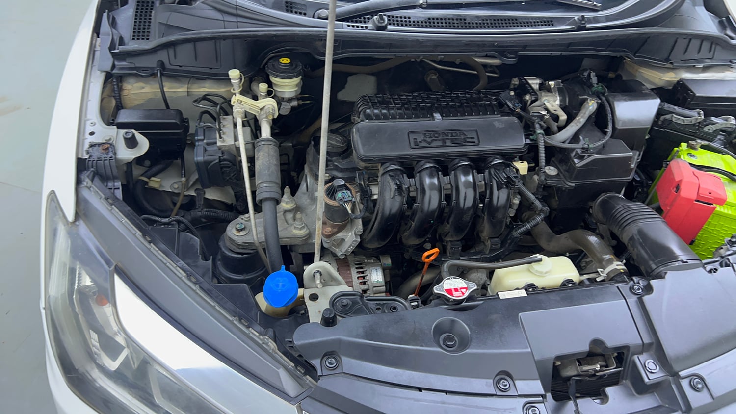 Used 2017 Honda City ZX CVT Petrol Petrol Automatic engine ENGINE RIGHT SIDE VIEW