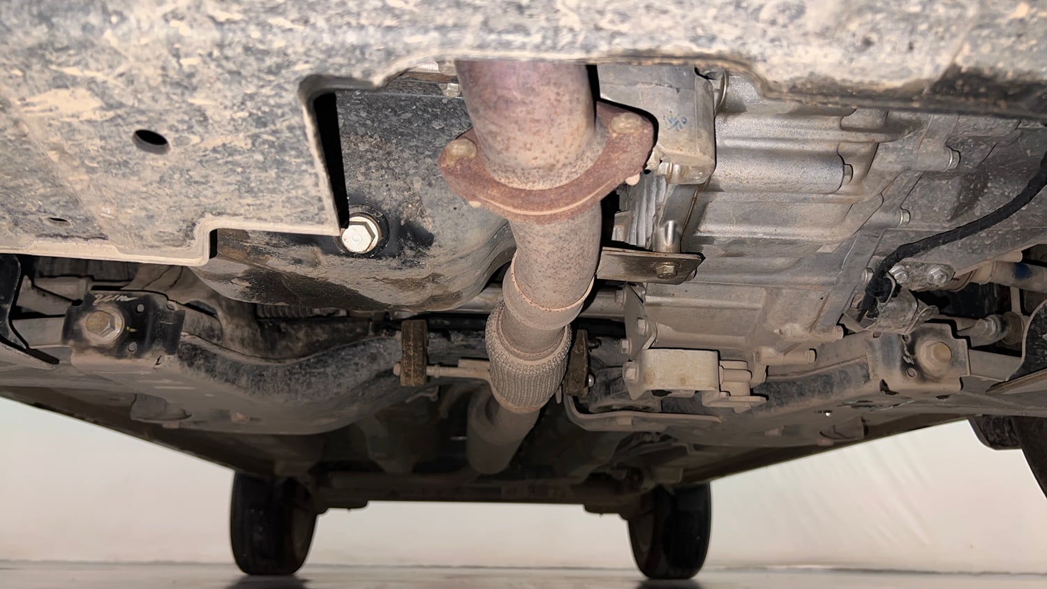 Used 2025 Tata Nexon Creative 1.2 Petrol 6AMT Petrol Automatic extra FRONT LEFT UNDERBODY VIEW