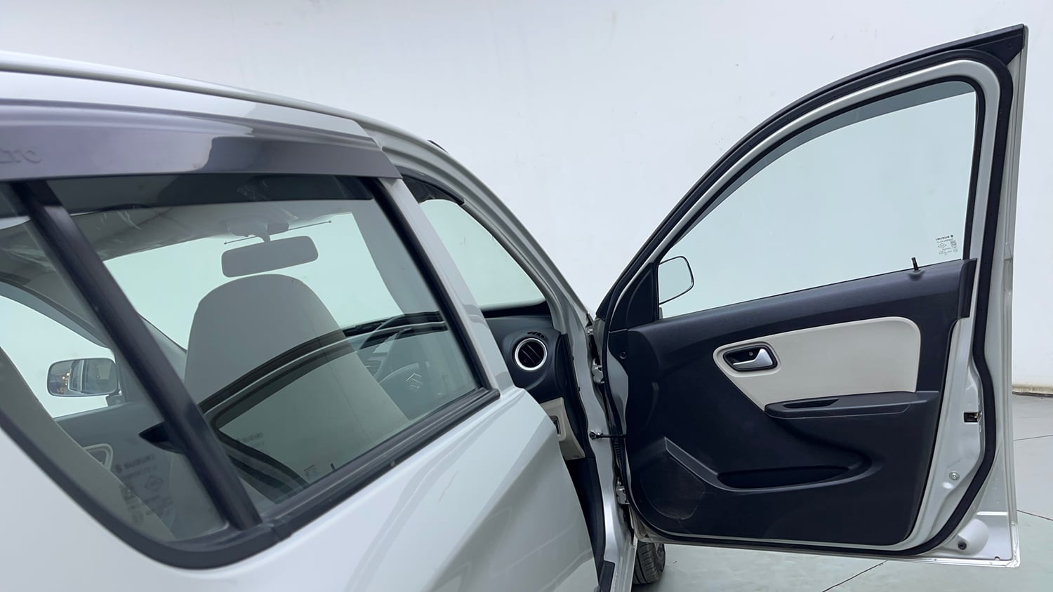 Used 2020 Maruti Suzuki Alto 800 LXi Petrol Manual interior RIGHT FRONT DOOR OPEN VIEW