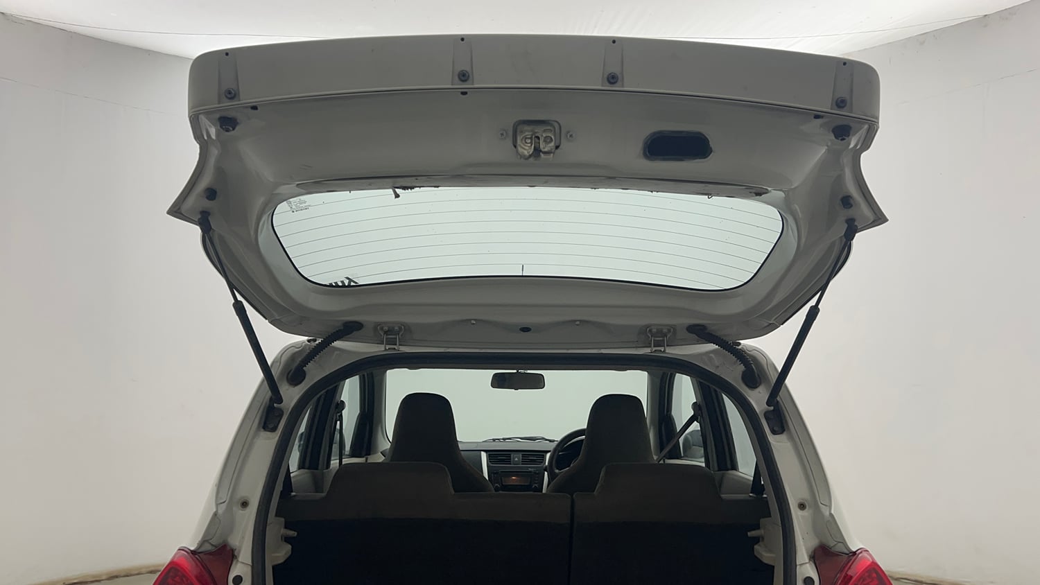 Used 2019 Maruti Suzuki Celerio ZXi Petrol Manual interior DICKY DOOR OPEN VIEW