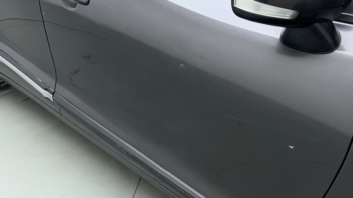 Used 2017 Maruti Suzuki Baleno Delta 1.2 Petrol Manual dents MINOR SCRATCH