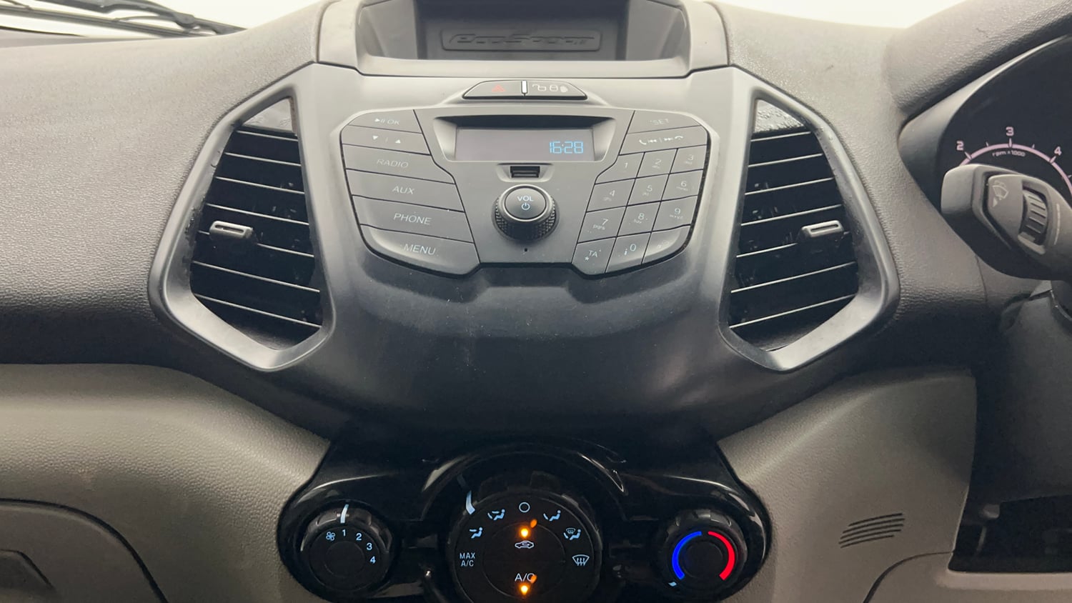 Used 2018 Ford EcoSport Trend 1.5L TDCi Diesel Manual top_features Integrated (in-dash) music system