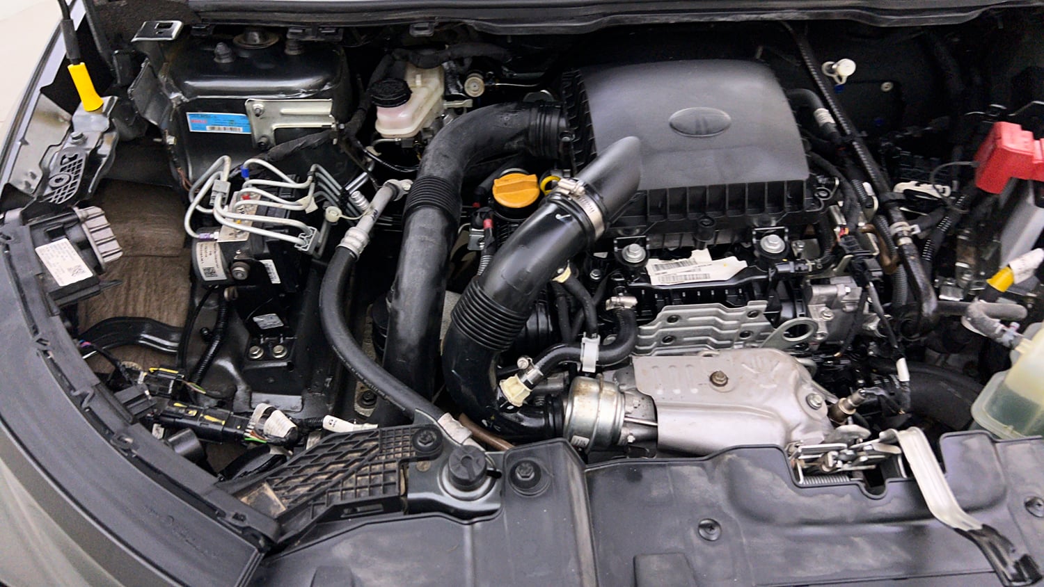 Used 2025 Tata Nexon Creative 1.2 Petrol 6AMT Petrol Automatic engine ENGINE RIGHT SIDE VIEW