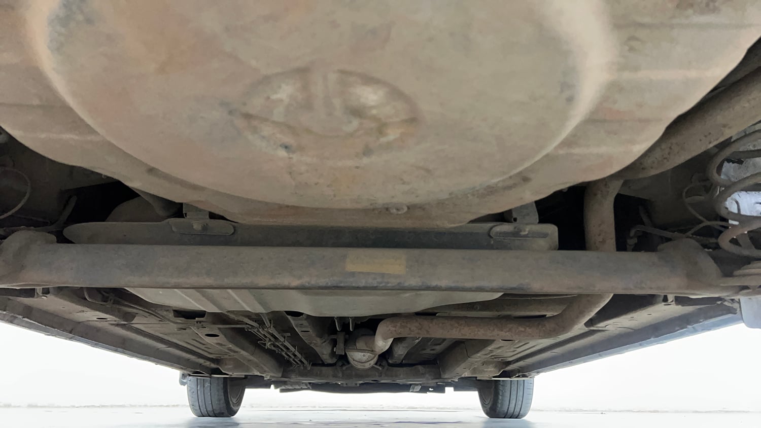 Used 2022 Tata Altroz XZ Diesel Diesel Manual extra REAR UNDERBODY VIEW (TAKEN FROM REAR)
