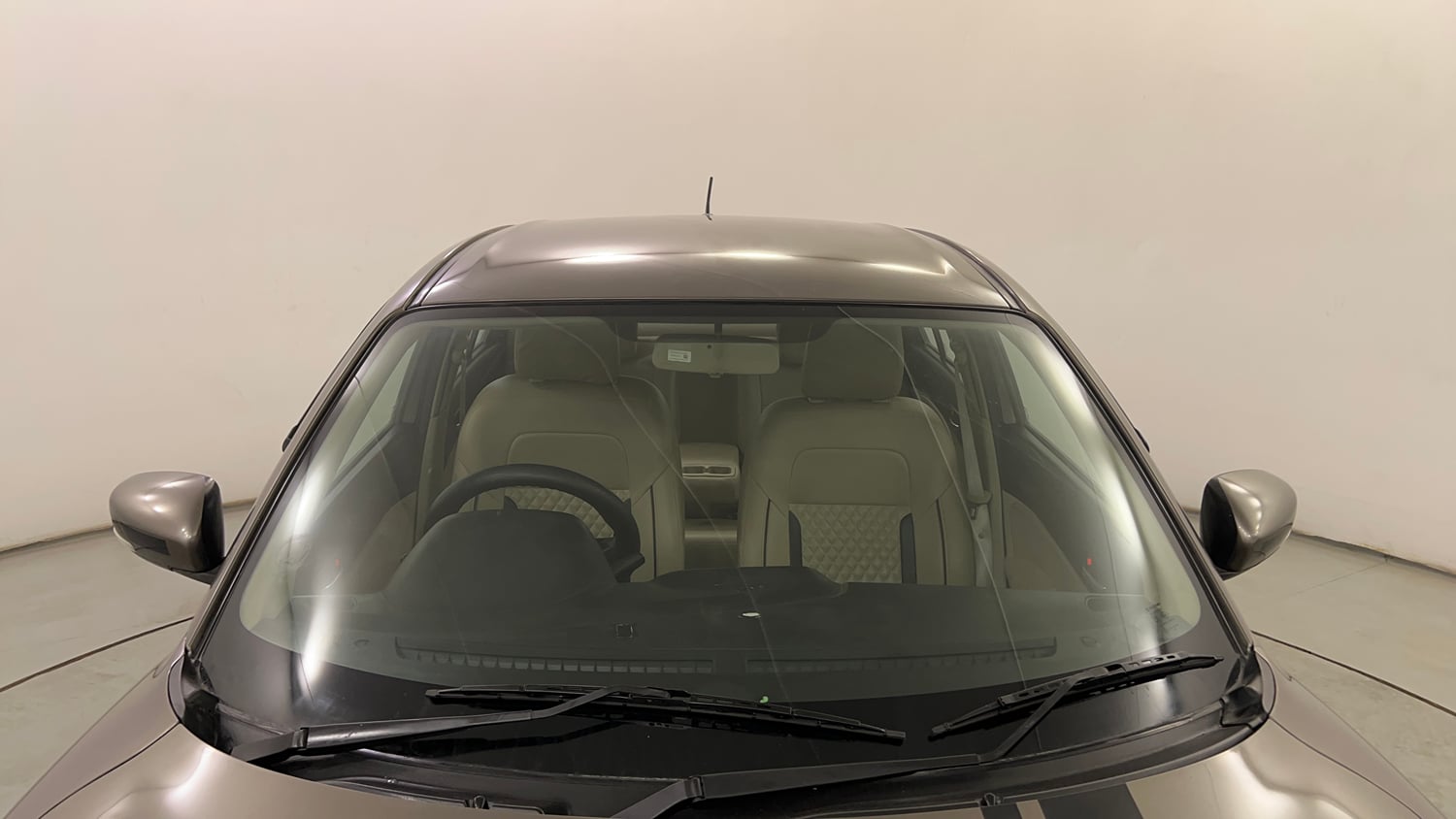 Used 2019 Maruti Suzuki Dzire VXi Petrol Manual exterior FRONT WINDSHIELD VIEW