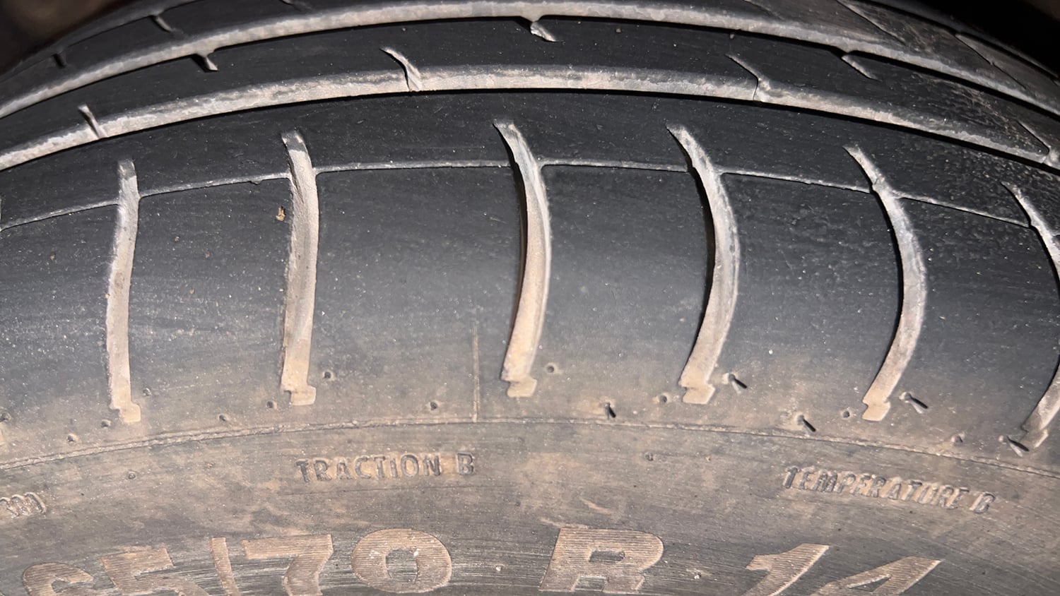 Used 2019 Hyundai Santro Sportz Petrol Manual tyres LEFT FRONT TYRE TREAD VIEW