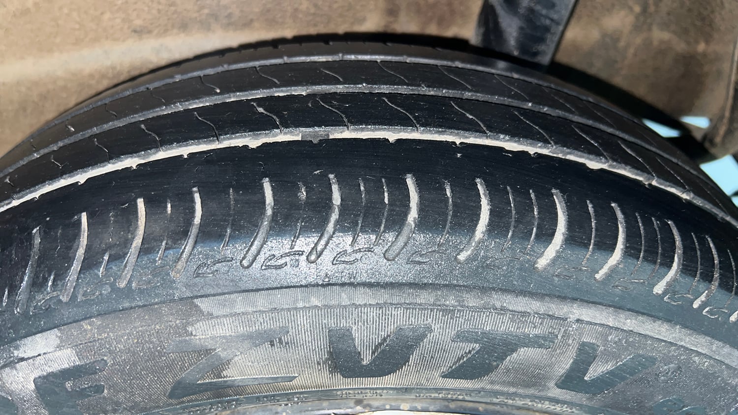 Used 2024 Maruti Suzuki Wagon R VXI 1.0 Petrol Manual tyres LEFT REAR TYRE TREAD VIEW