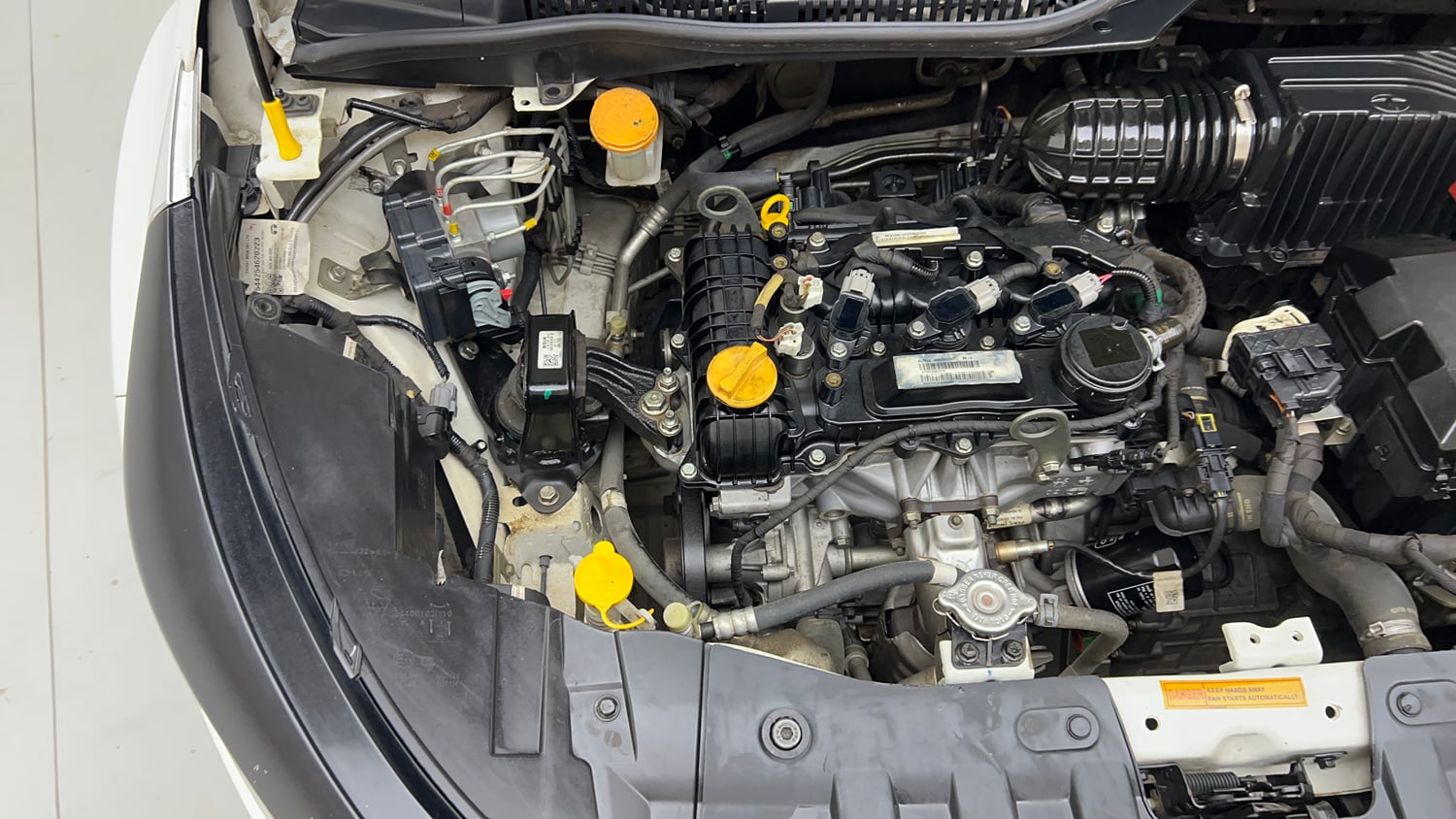 Used 2022 Tata Altroz XZA Plus Petrol Petrol Automatic engine ENGINE RIGHT SIDE VIEW