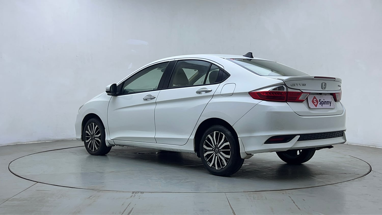 Used 2017 Honda City ZX CVT Petrol Petrol Automatic exterior LEFT REAR CORNER VIEW