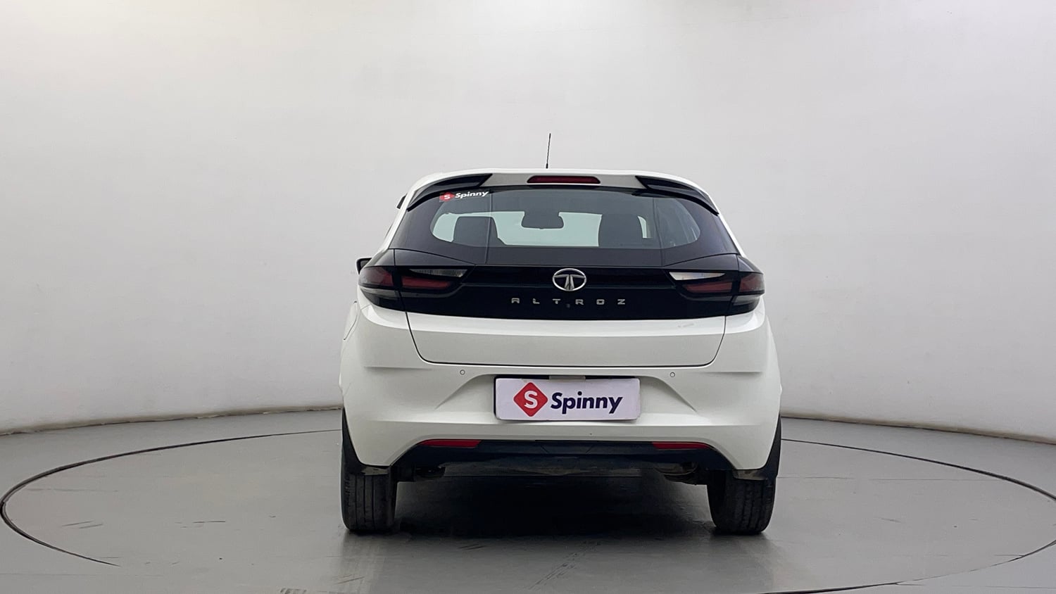 Used 2020 Tata Altroz XT Petrol Petrol Manual exterior BACK VIEW