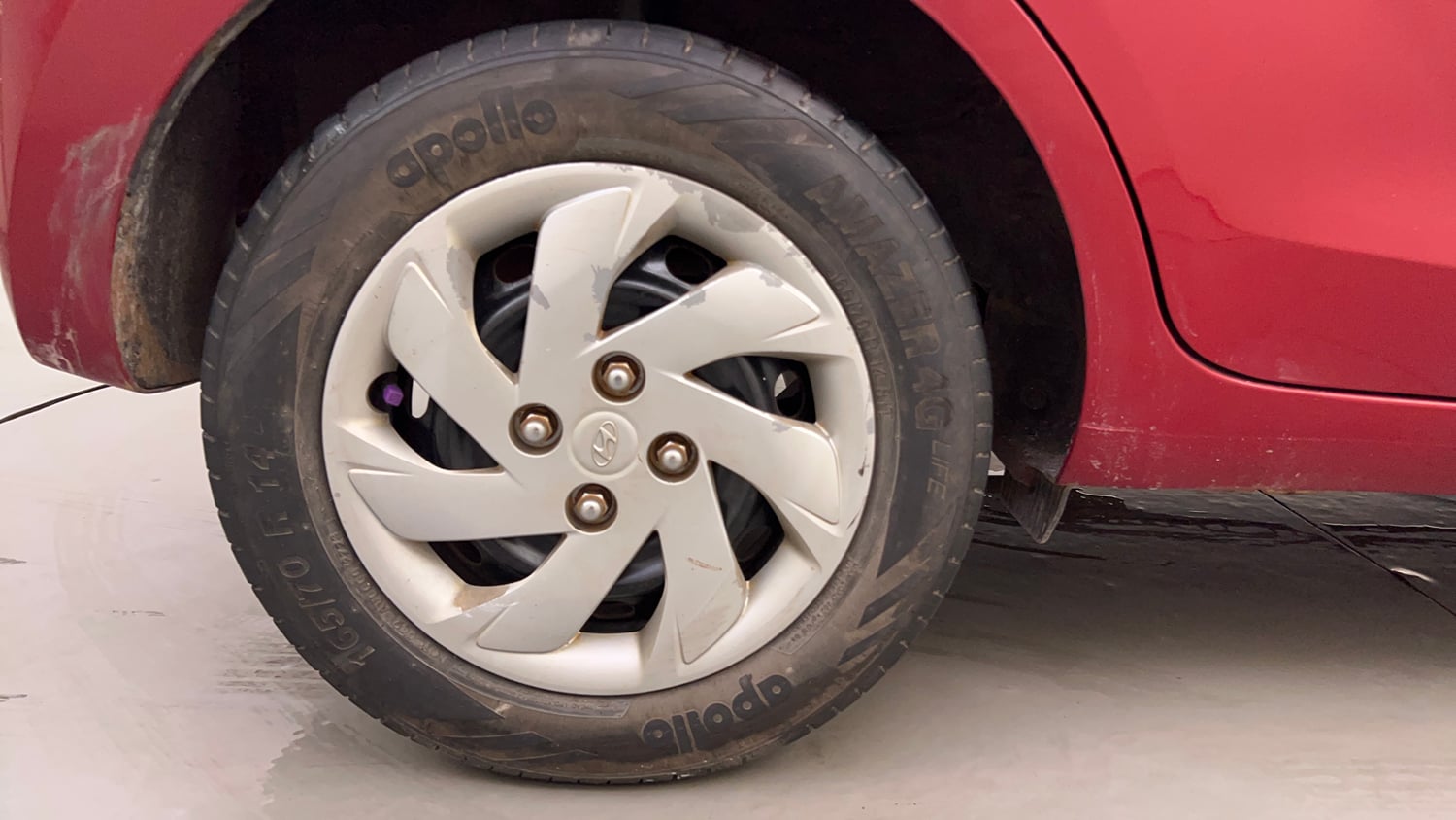 Used 2019 Hyundai Santro Sportz Petrol Manual tyres RIGHT REAR TYRE RIM VIEW