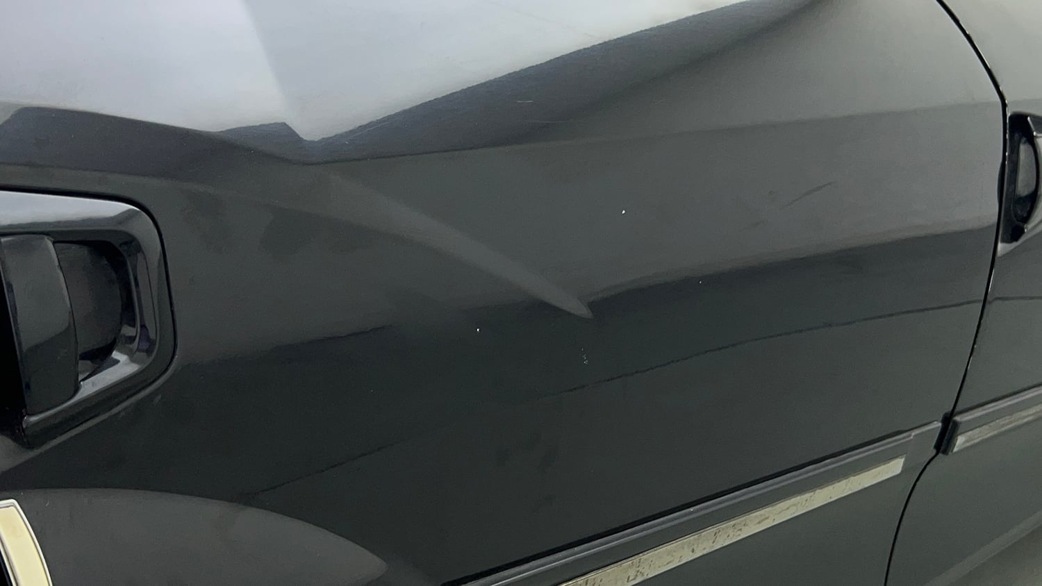 Used 2019 Mahindra XUV500 W5 Diesel Manual dents MINOR SCRATCH